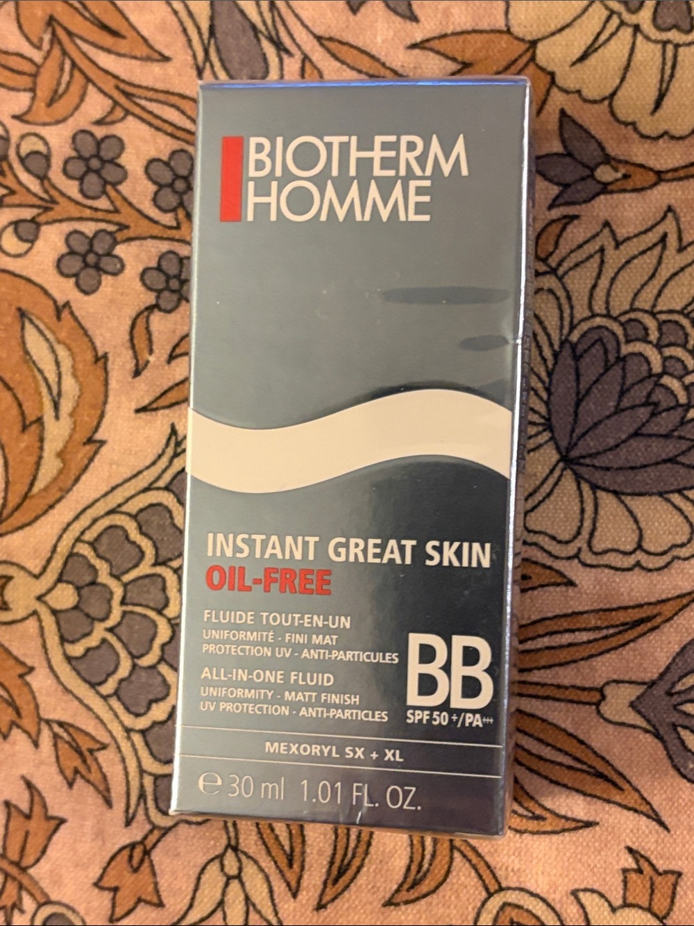 Biotherm Homme Instant Great Skin Oil-Free BB Fluid VERY HARD to  lux item.